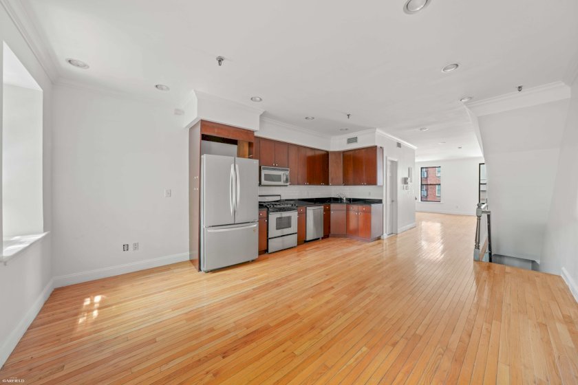 wide photo