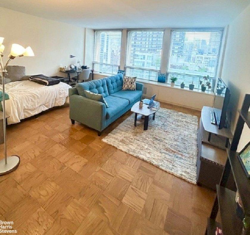 wide photo