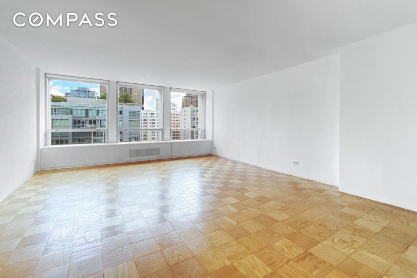 wide photo