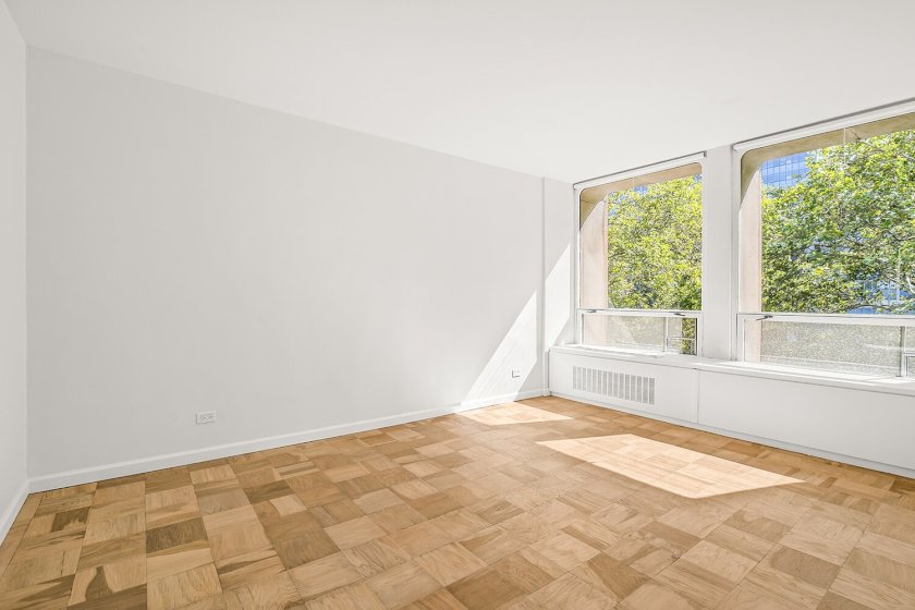 wide photo