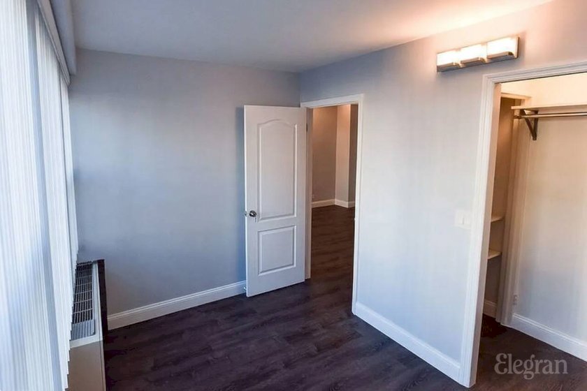 wide photo