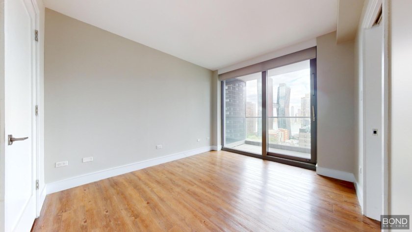 wide photo