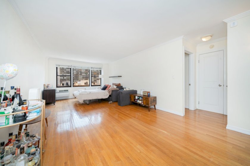 wide photo