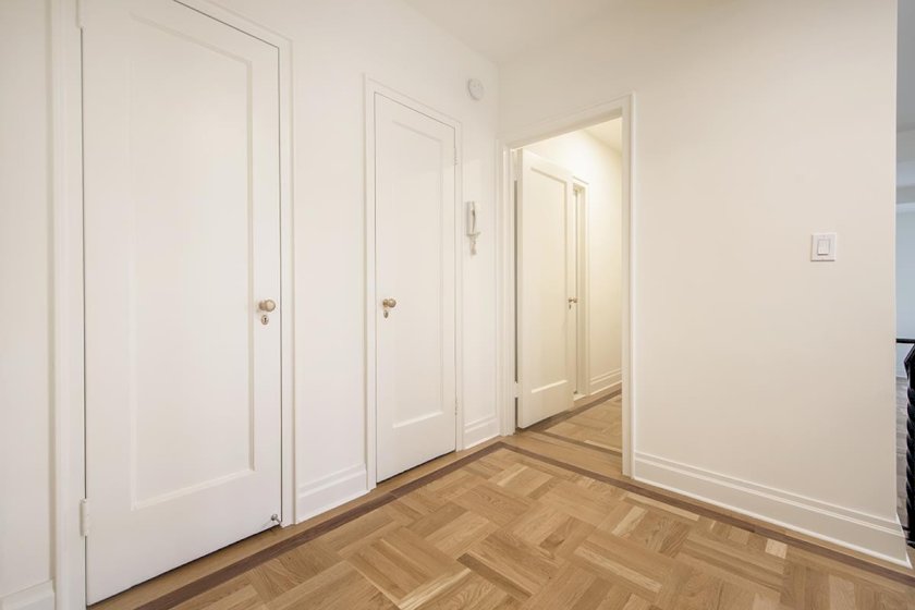wide photo