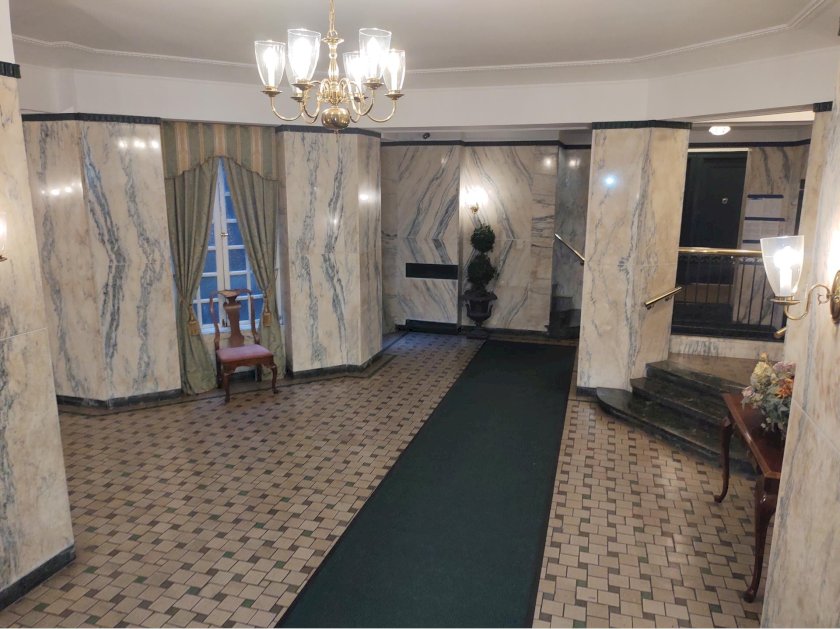 wide photo
