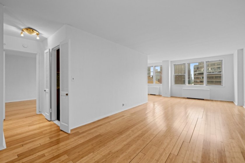 wide photo