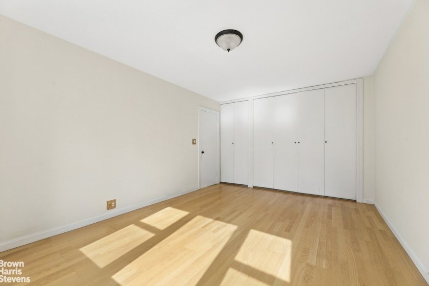 wide photo