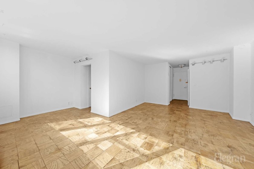 wide photo