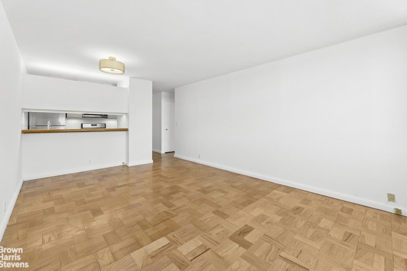 wide photo