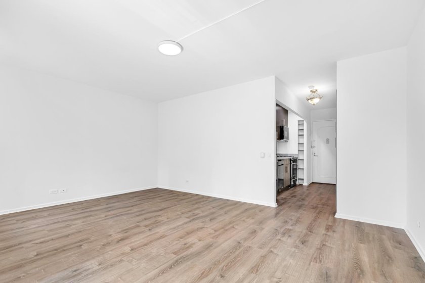 wide photo
