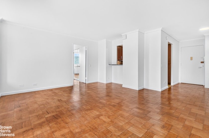 wide photo