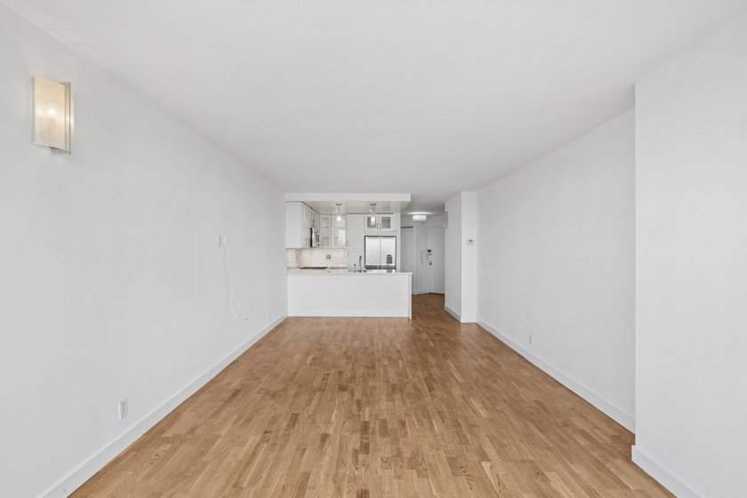 wide photo