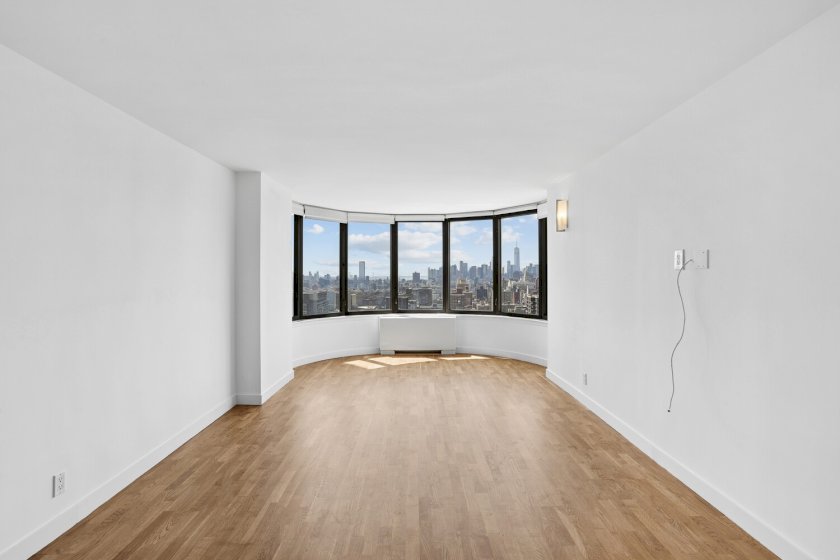 wide photo
