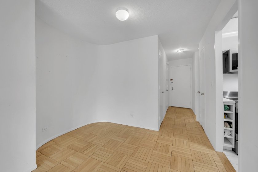 wide photo