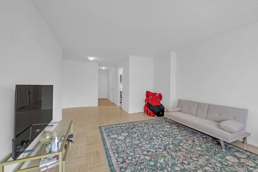 wide photo