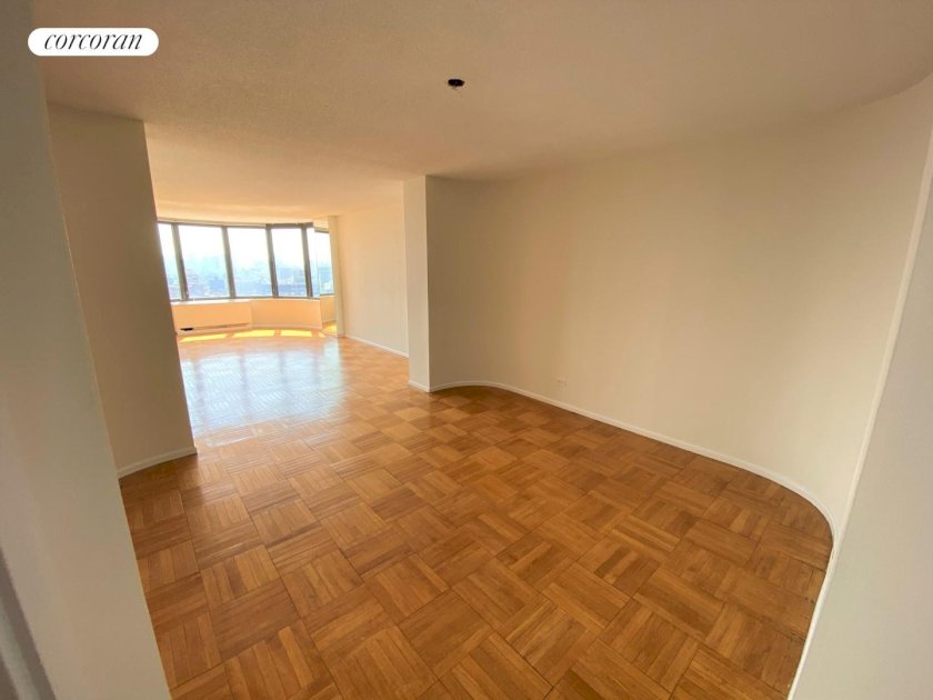wide photo