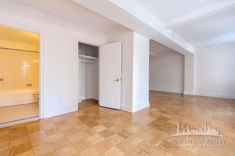 wide photo