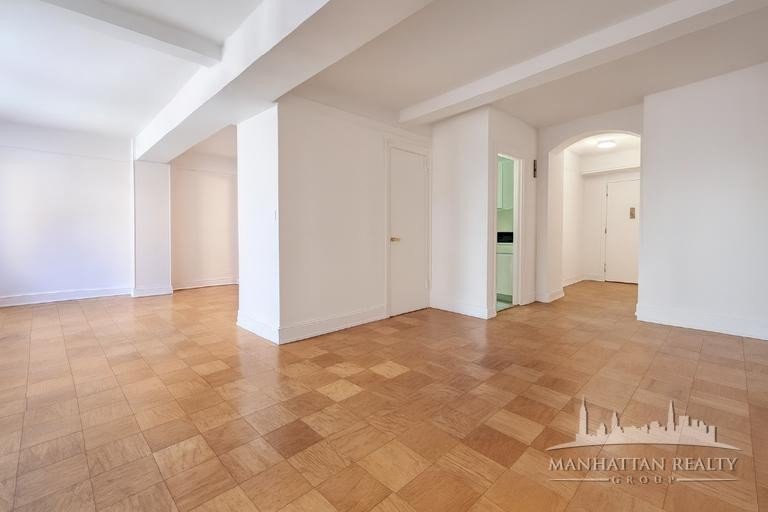 wide photo