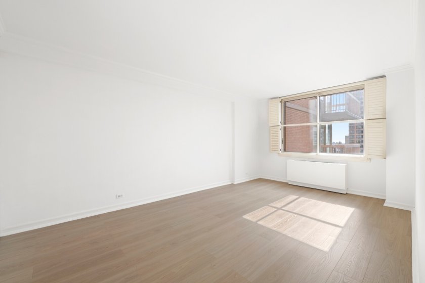 wide photo