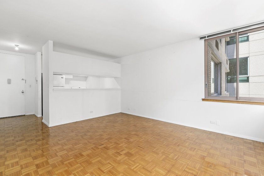 wide photo