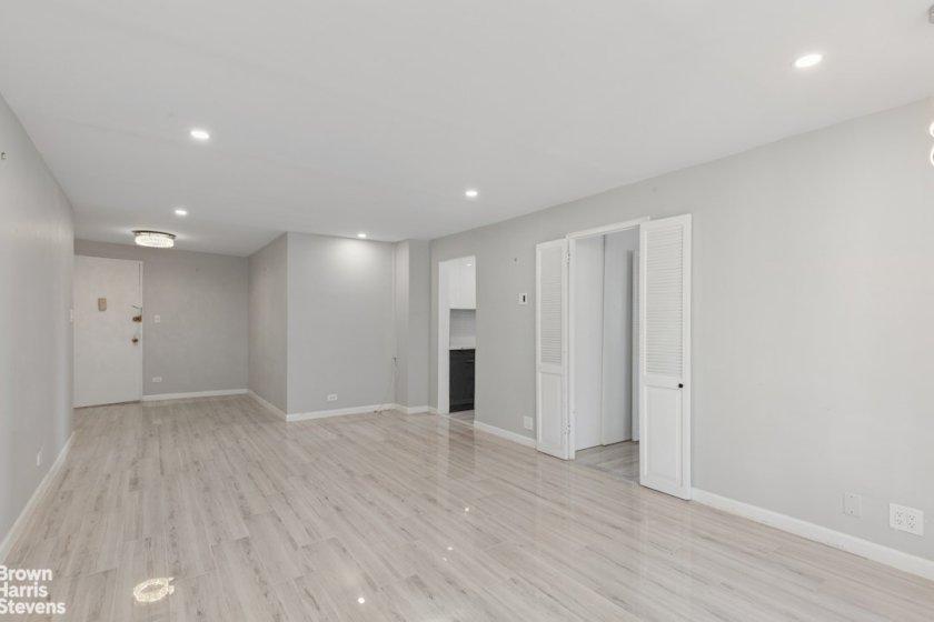 wide photo