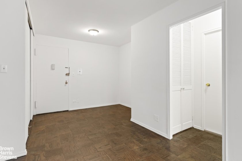 wide photo