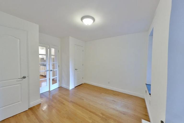 wide photo