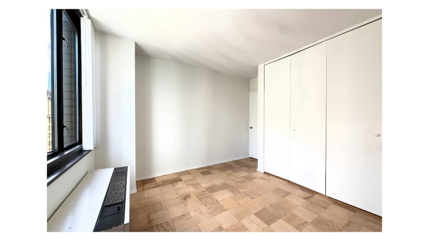 wide photo