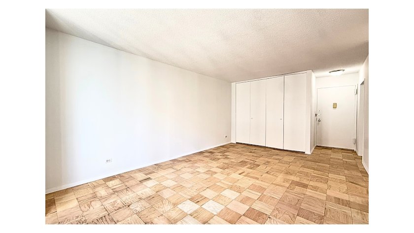 wide photo
