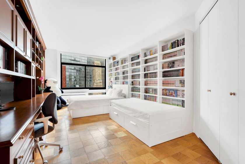 wide photo
