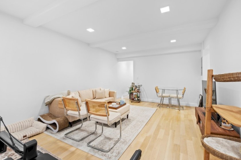 wide photo