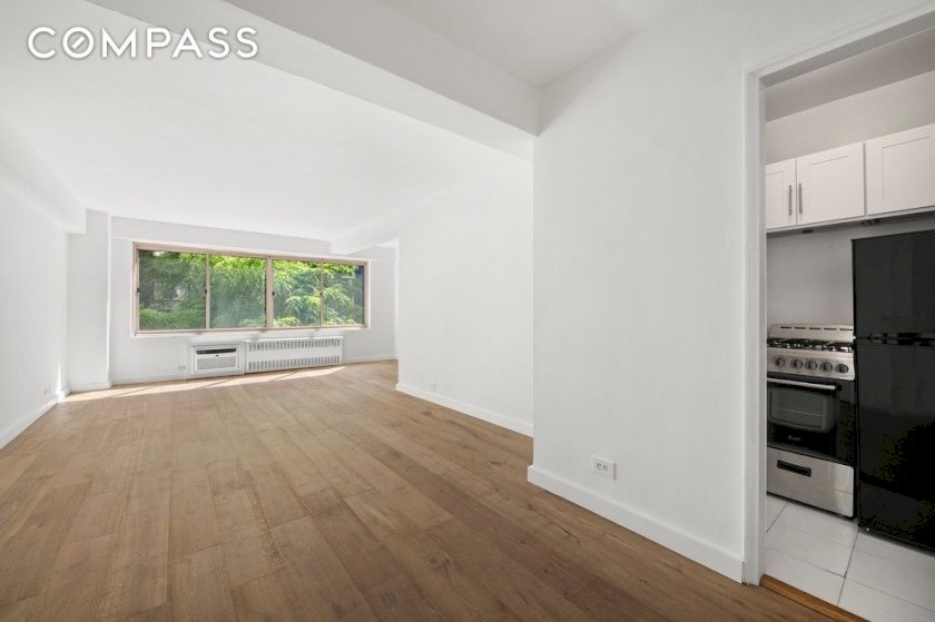 wide photo