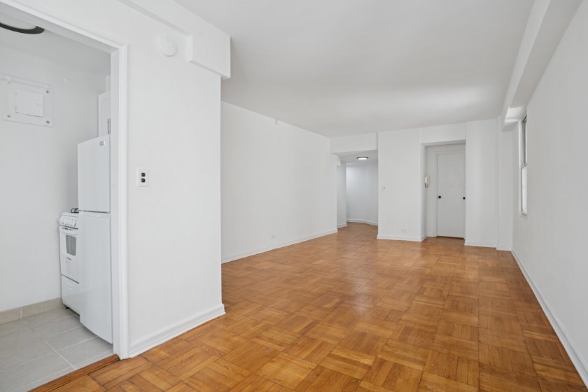 wide photo