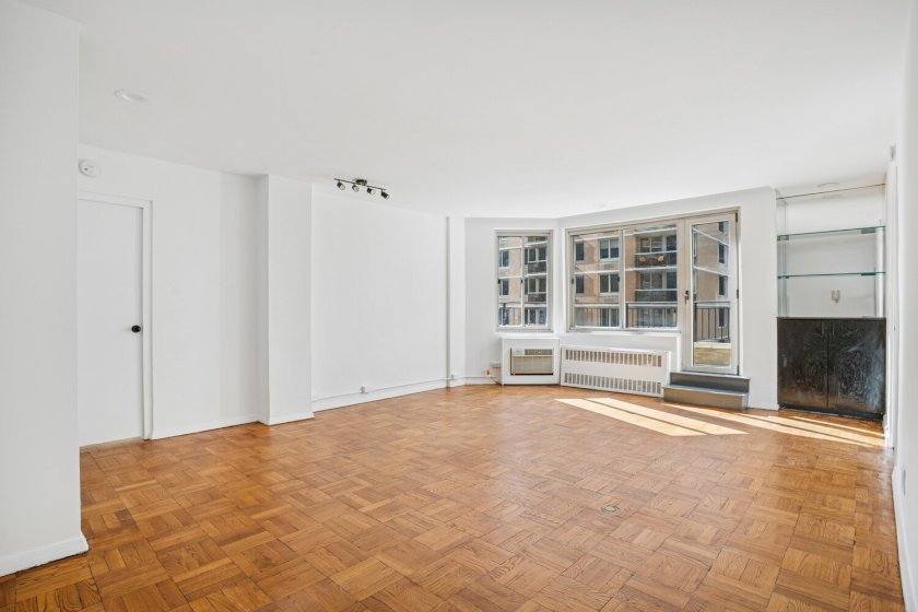 wide photo