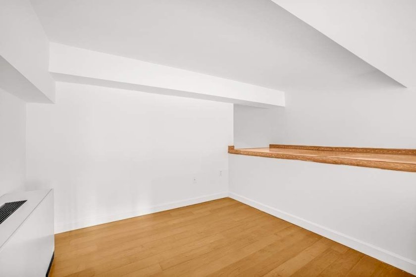 wide photo