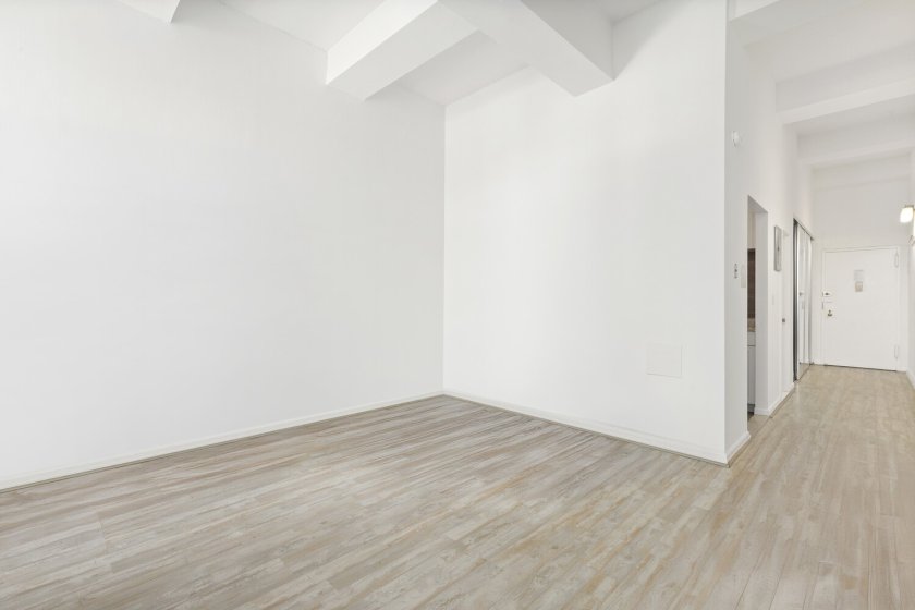 wide photo