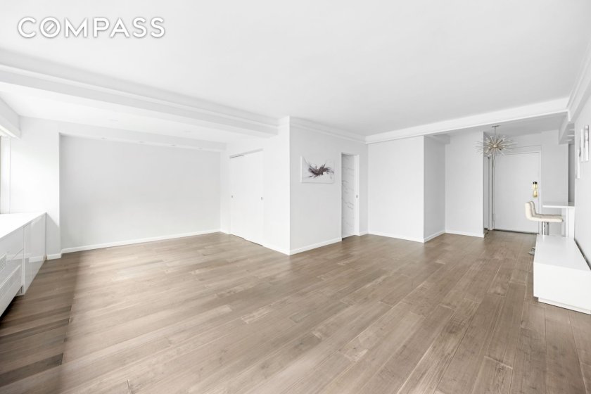 wide photo