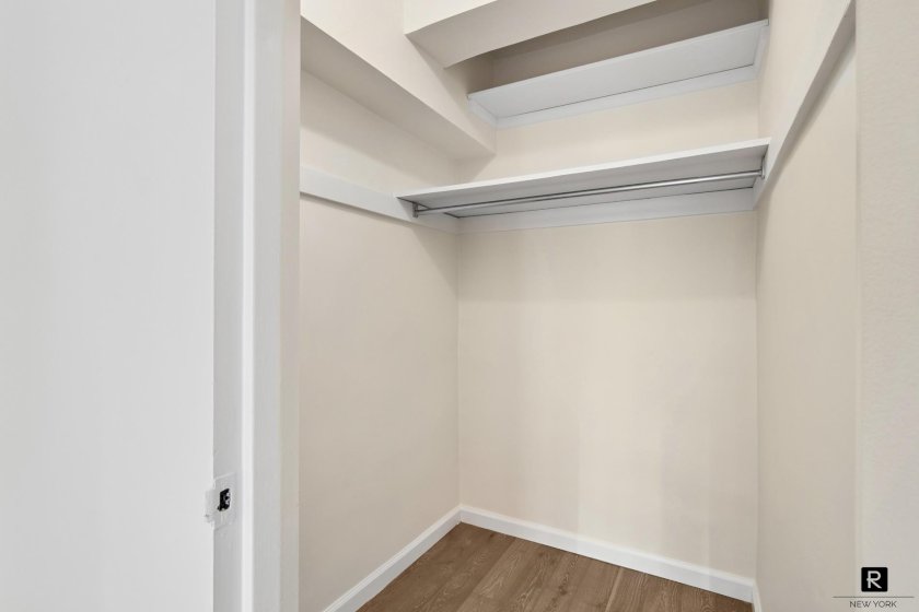 wide photo
