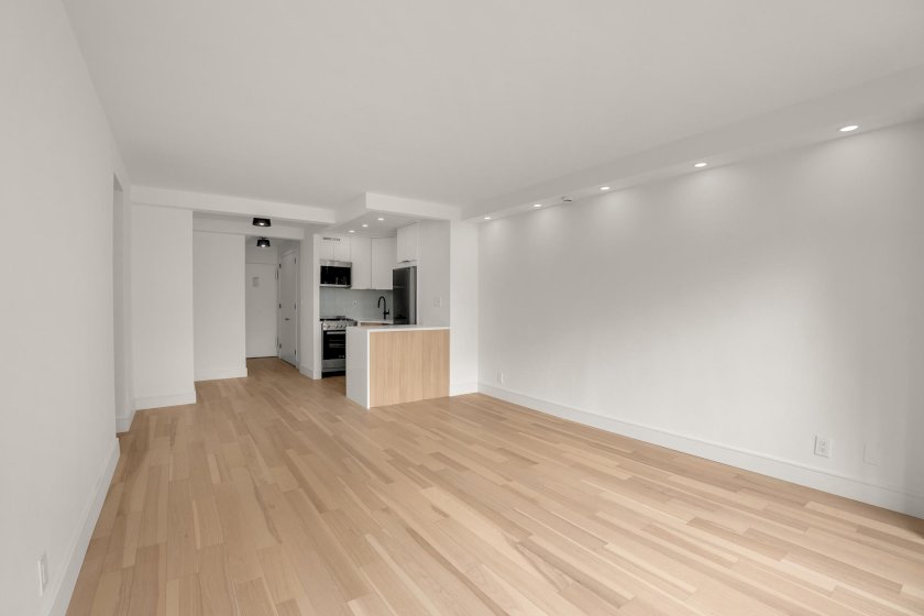 wide photo