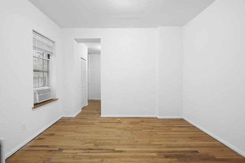 wide photo