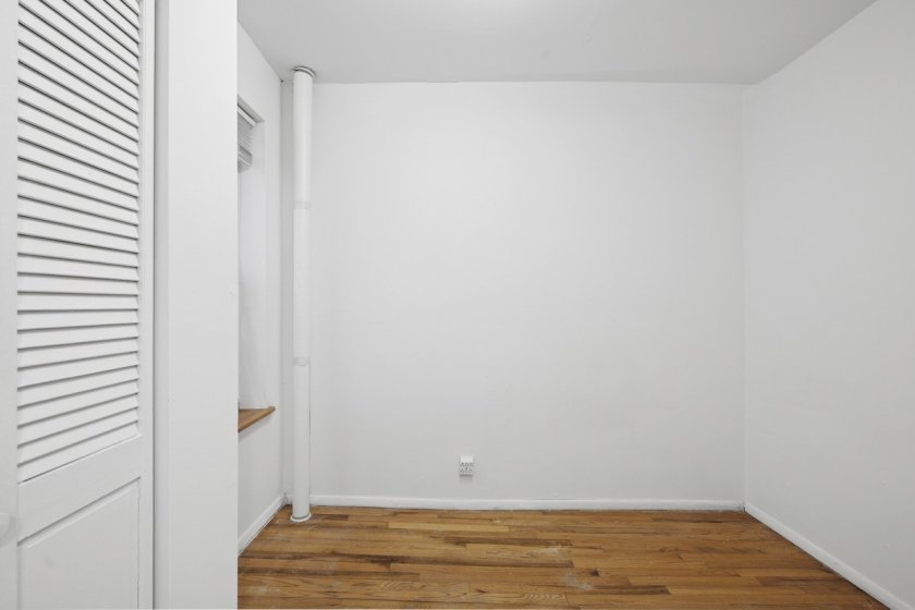 wide photo
