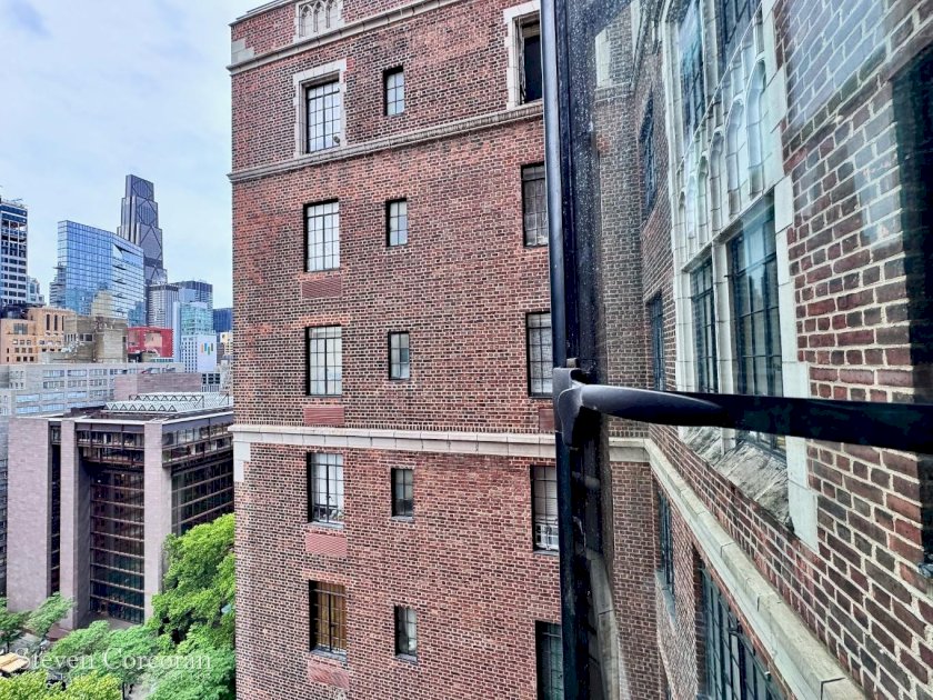 wide photo