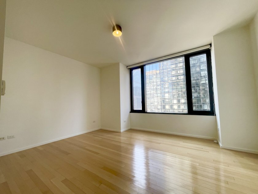 wide photo