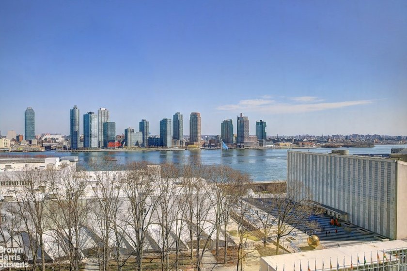 wide photo