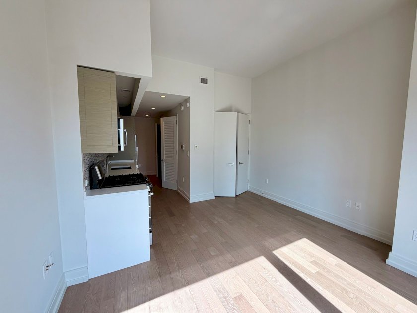wide photo