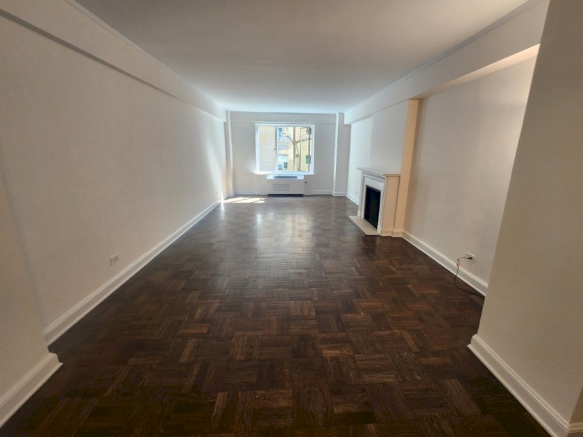 wide photo