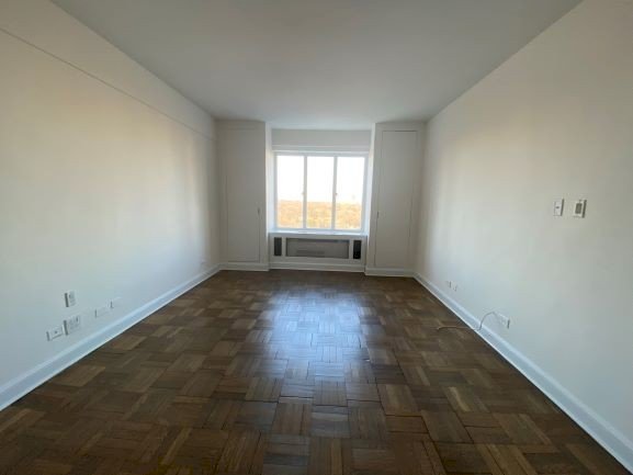 wide photo