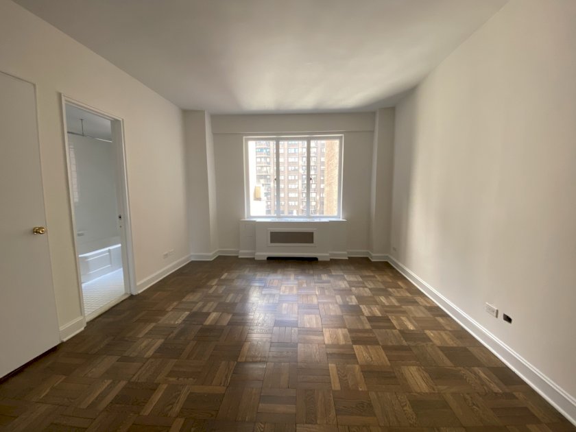 wide photo