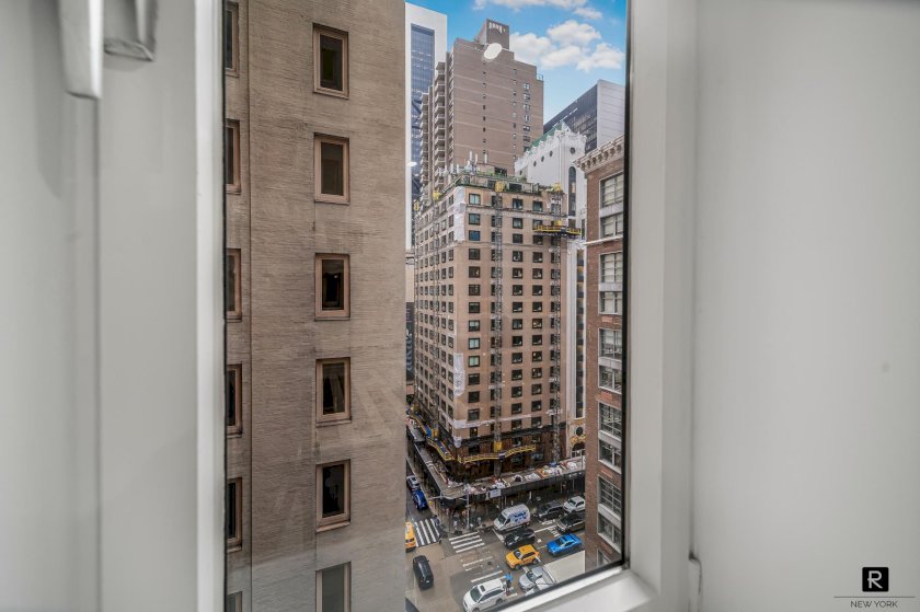 wide photo