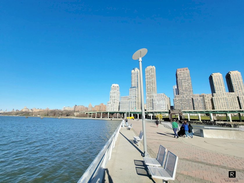 wide photo